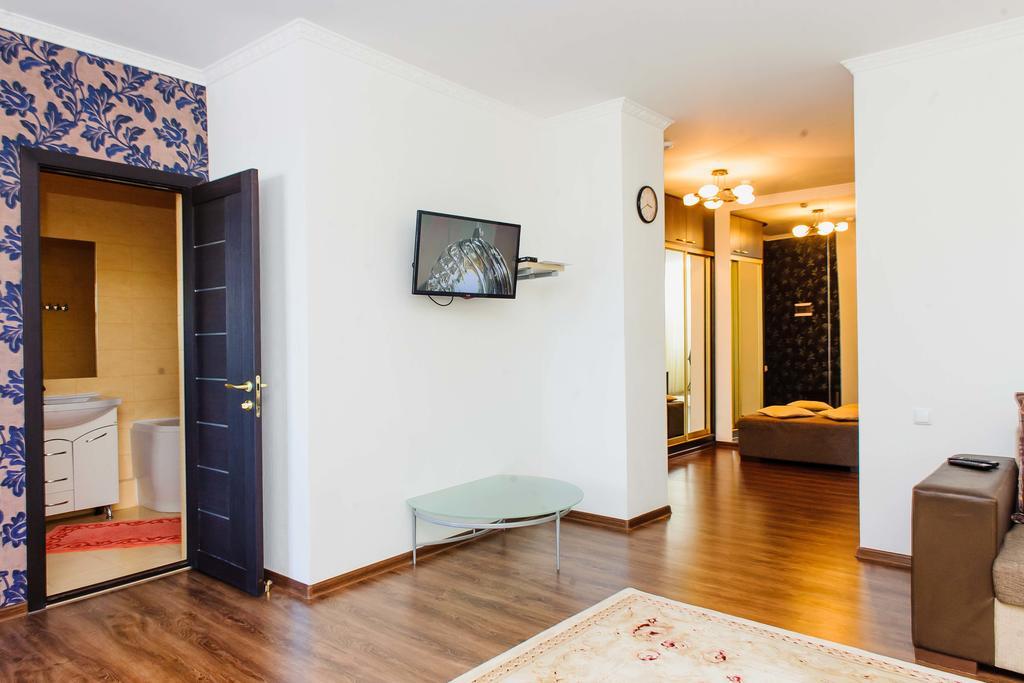 Apartment Lazurniy Nur-Sultan  Exterior photo